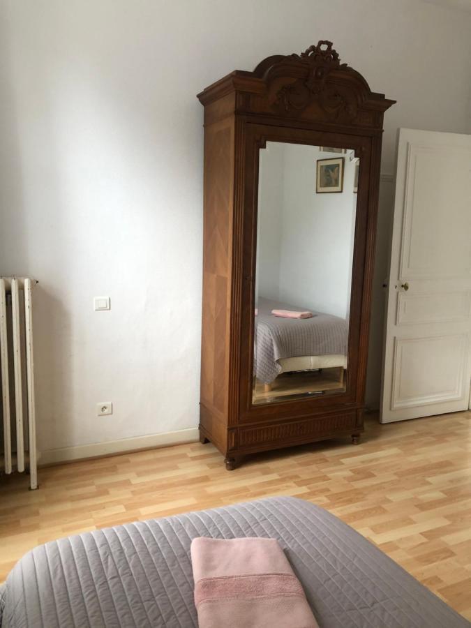 Gite Les Minimes Авалон Екстериор снимка